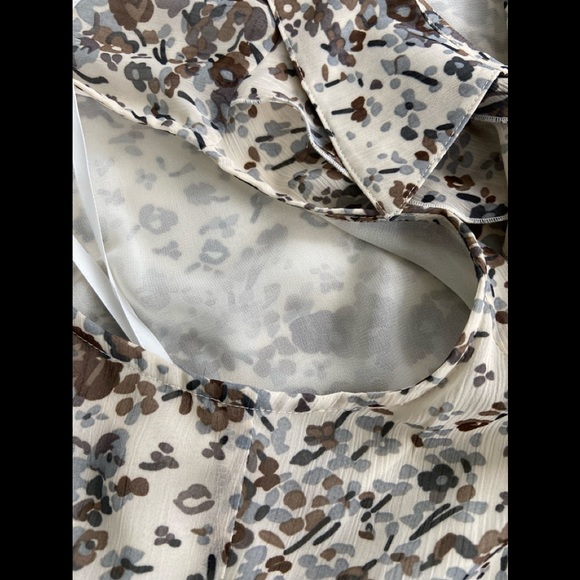 TAHARI TOP FOR SALE - Picture 5 of 9